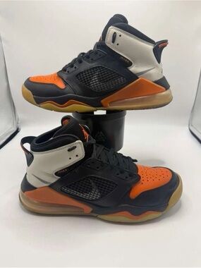 NIKE Air Jordan Men’s1 Mars 270 Shattered Backboard - Size 9.5US